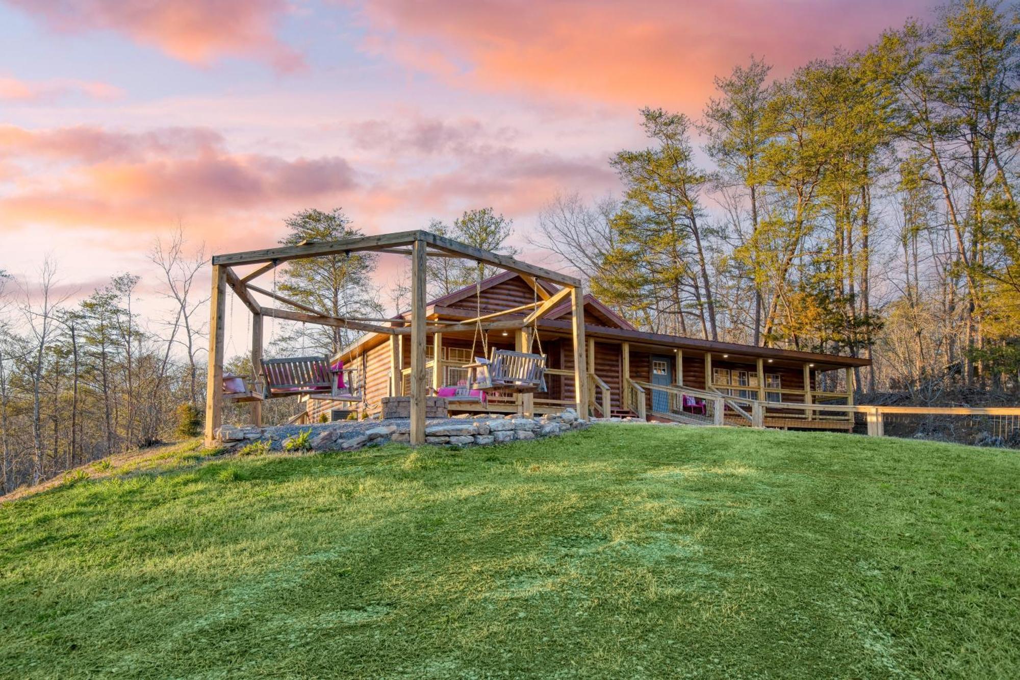 Pink Pines Avantstay Luxury Aesthetic Dream Home Indoor Pool Hot Tub Pigeon Forge Luaran gambar